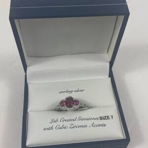 NWT Olivia and Jackson Sterling Silver Lab Gem Ring Red 3 stone size 7